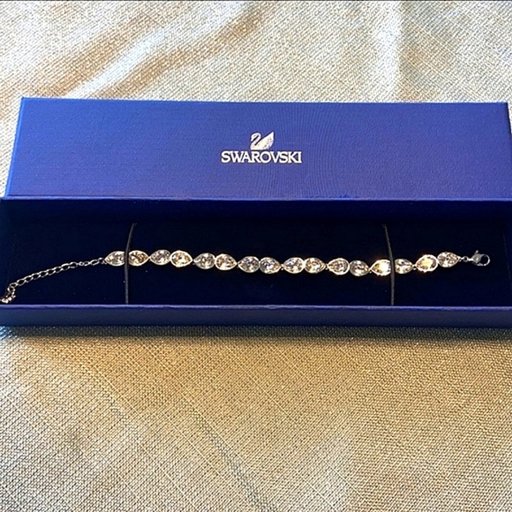Authentic Signed Swarovski Talesia Bracelet